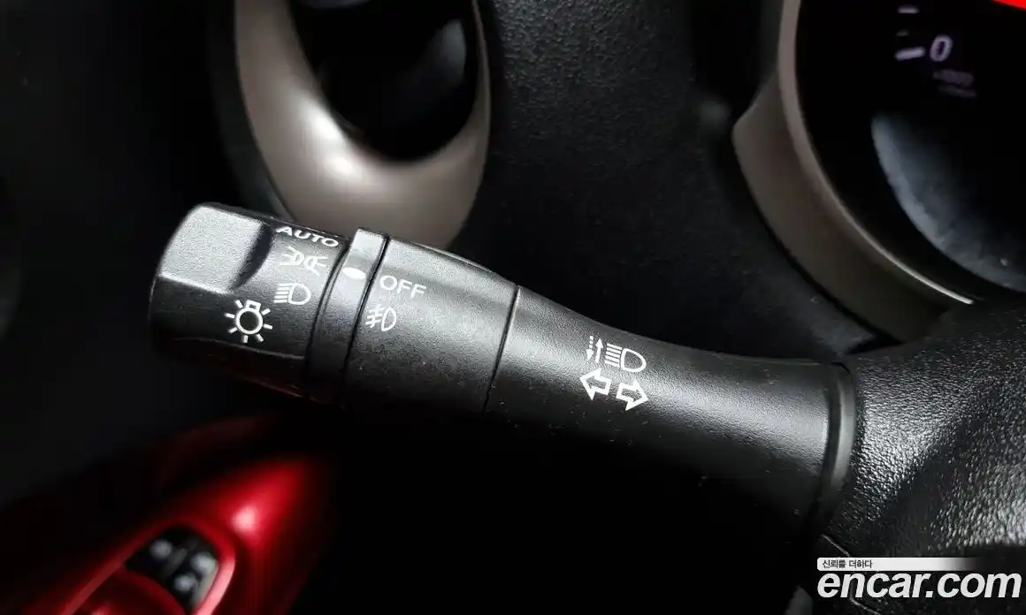 Nissan Juke 2017 1.6 Автомат в Москве № 342612, фото 17