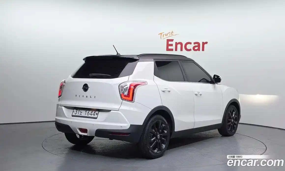 SsangYong TIBOLI 2015 1.6 Автомат в Москве № 34593, фото 13