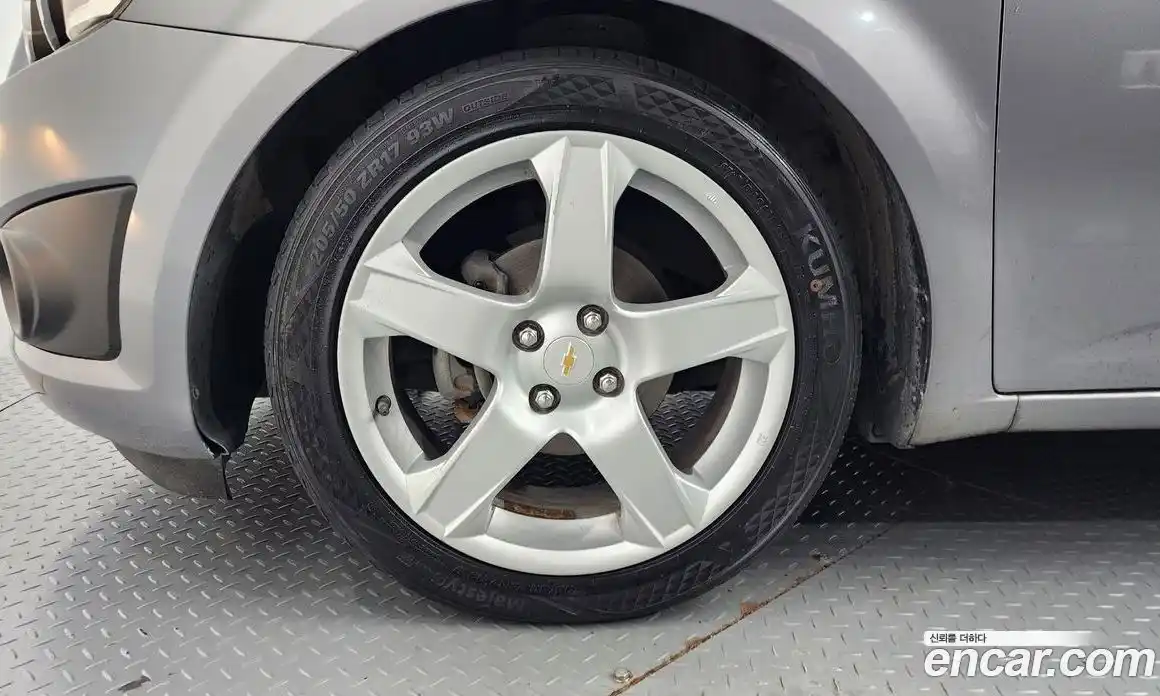 Chevrolet Aveo 2012 1.6 Автомат в Москве № 36699, фото 9