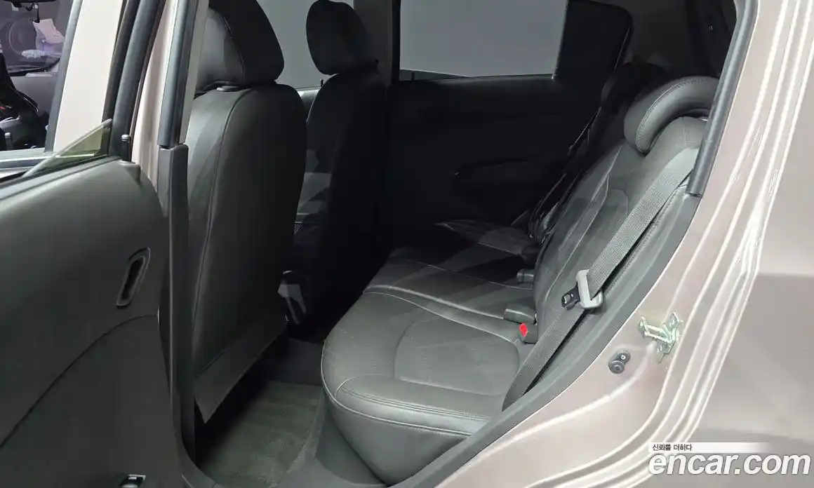 Chevrolet Spark 2013 1.0 Автомат в Москве № 39504, фото 14