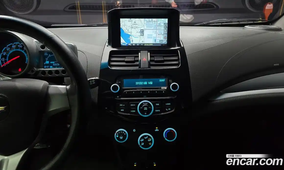 Chevrolet Spark 2013 1.0 Автомат в Москве № 39504, фото 20