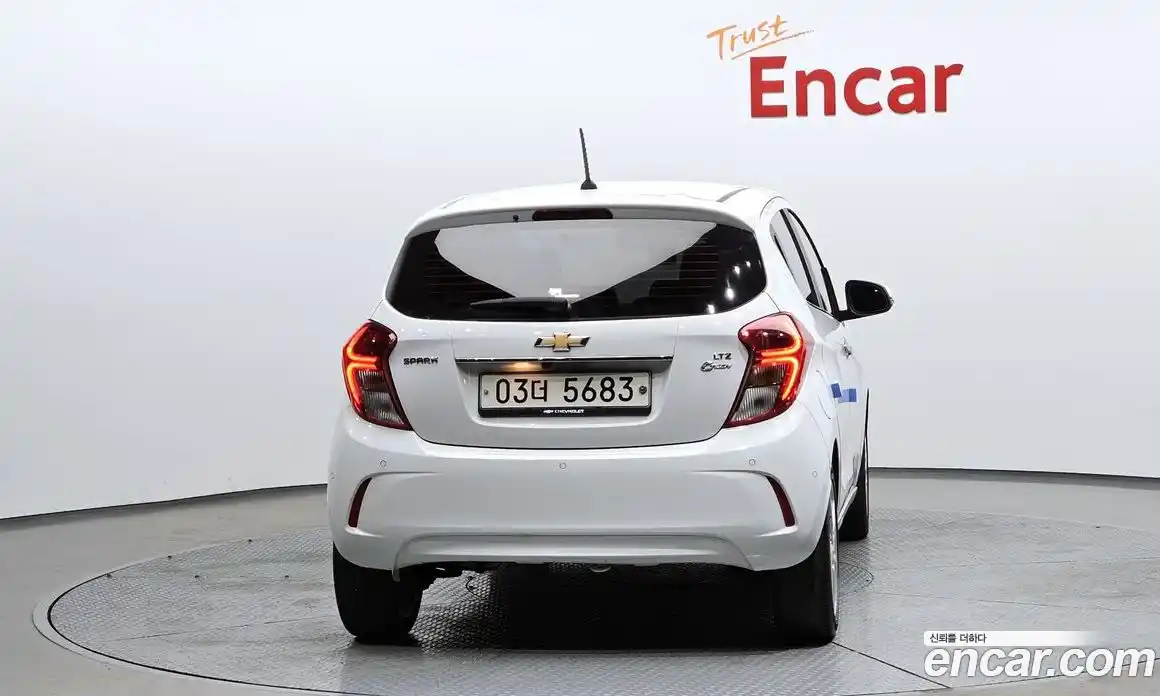 Chevrolet Spark 2018 1.0 Автомат в Москве № 40042, фото 6