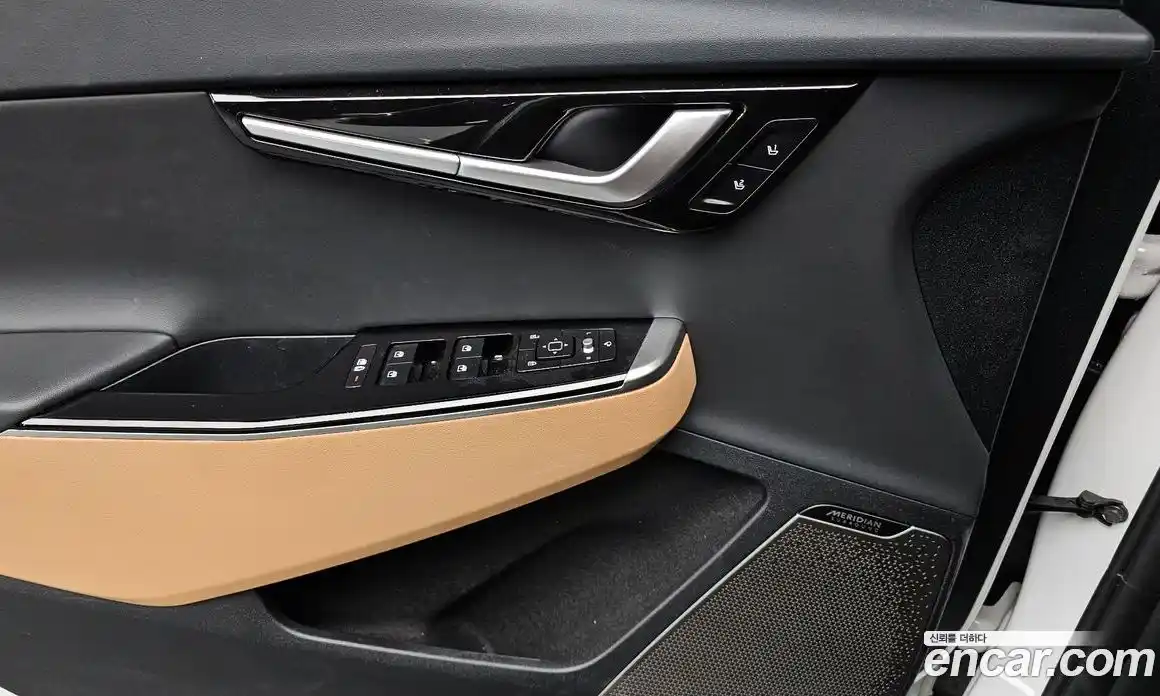 Kia EV6 2023 0.1 Автомат в Москве № 55598, фото 18