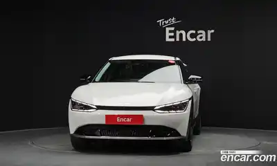 Kia EV6 2023 0.1 Автомат в Москве № 55598, миниатюра 5