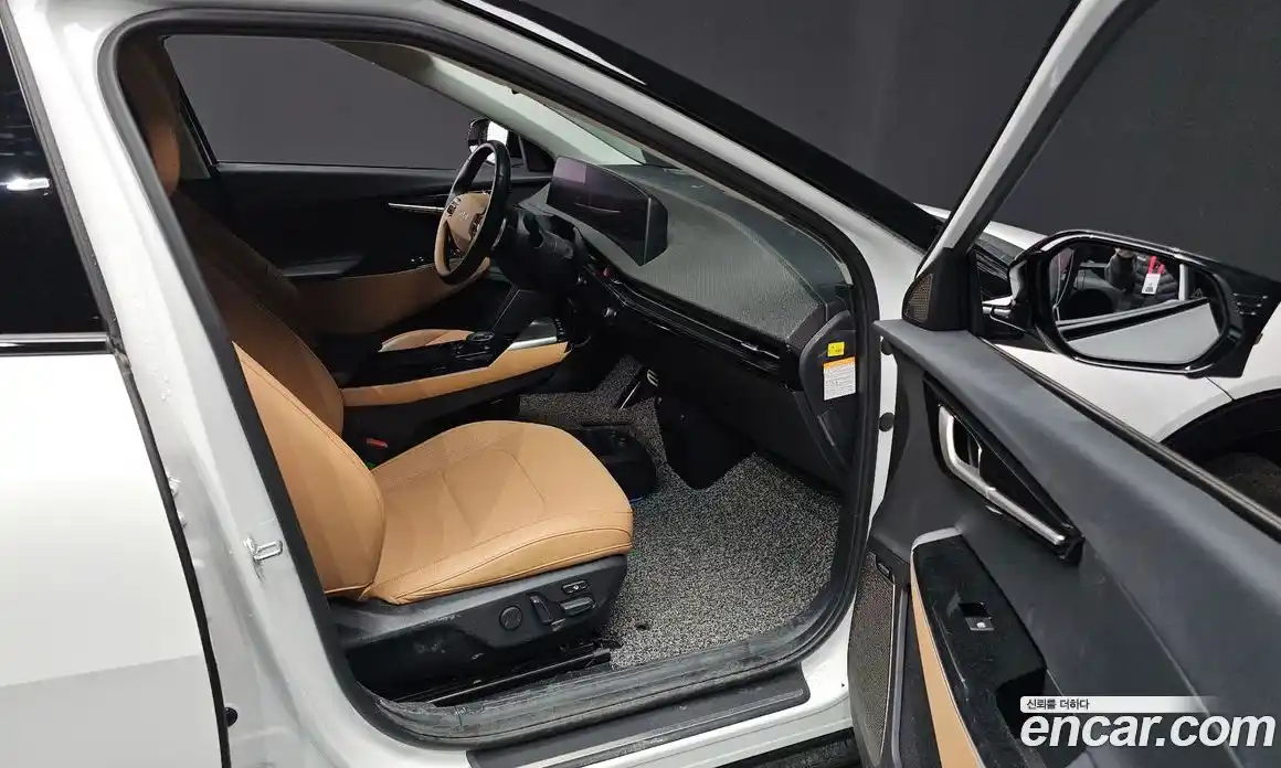 Kia EV6 2023 0.1 Автомат в Москве № 55598, фото 8