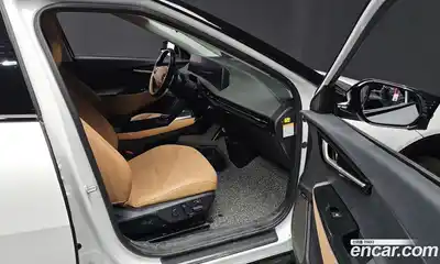 Kia EV6 2023 0.1 Автомат в Москве № 55598, миниатюра 8