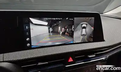 Kia EV6 2023 0.1 Автомат в Москве № 55598, миниатюра 9