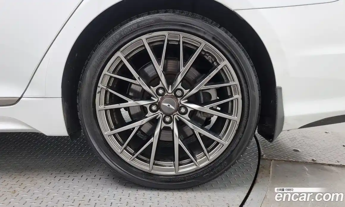 Genesis G80 2018 3.3 Автомат в Москве № 57048, фото 17