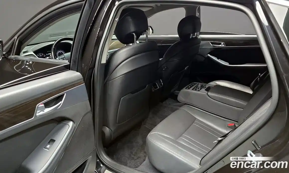 Genesis G80 2018 3.3 Автомат в Москве № 59414, фото 11