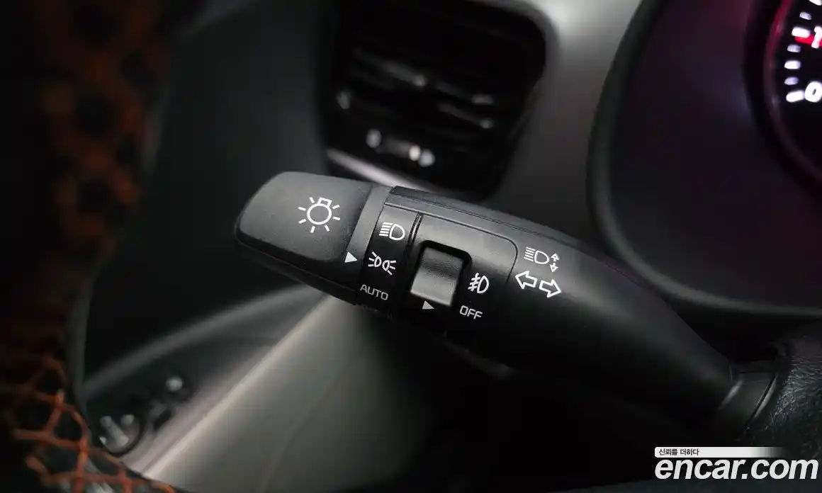 Kia Stonic 2019 1.4 Автомат в Москве № 5956, фото 15