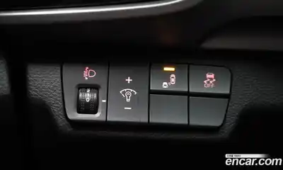 Kia Stonic 2019 1.4 Автомат в Москве № 5956, миниатюра 4