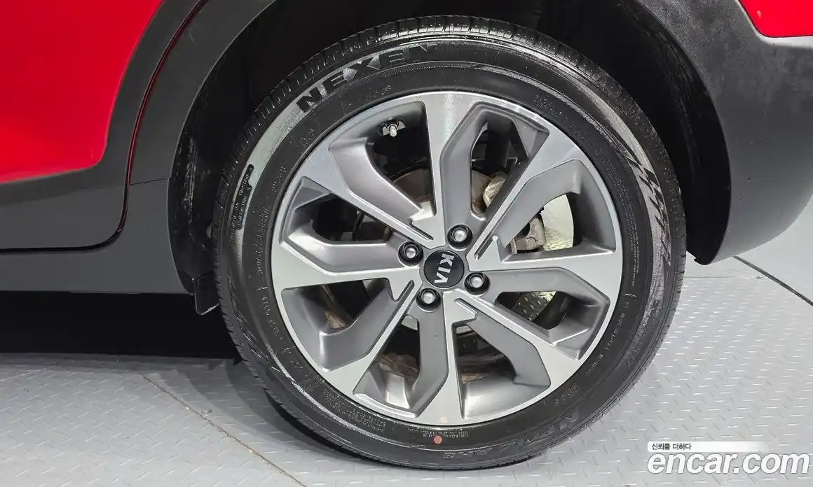 Kia Stonic 2019 1.4 Автомат в Москве № 5956, фото 7