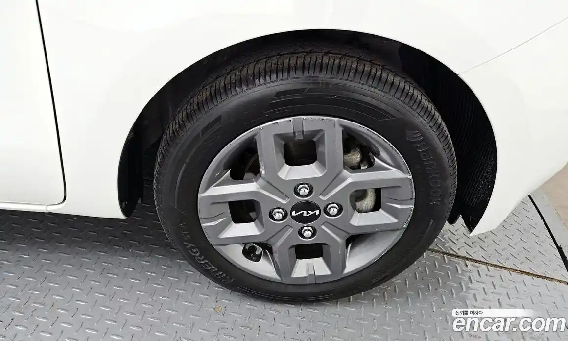 Kia Ray 2023 1.0 Автомат в Москве № 625, фото 13