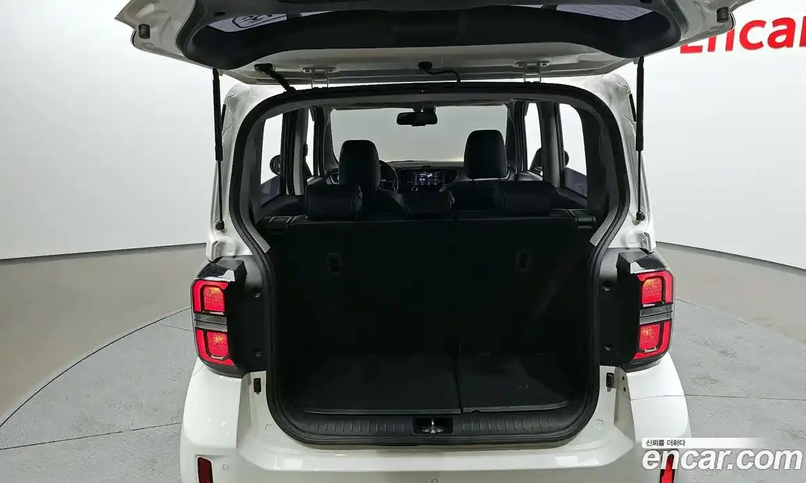 Kia Ray 2023 1.0 Автомат в Москве № 625, фото 17