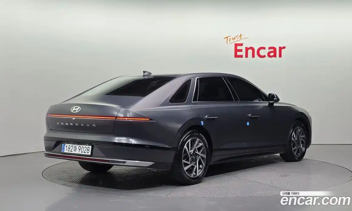 Hyundai Grandeur 2023 3.5 Автомат в Москве № 6614, фото 17