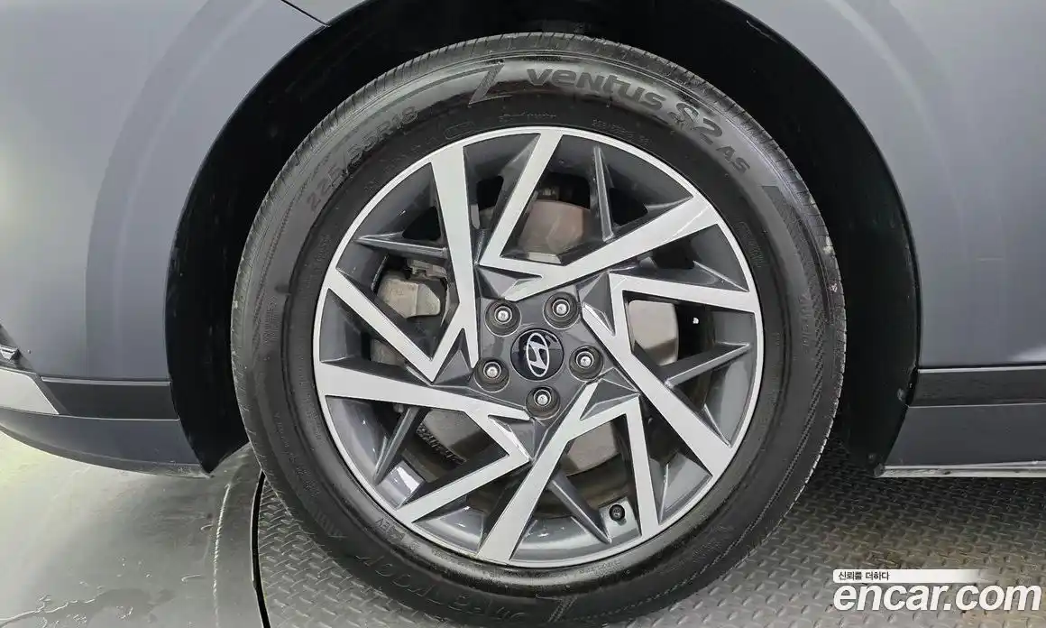 Hyundai Grandeur 2023 3.5 Автомат в Москве № 6614, фото 4