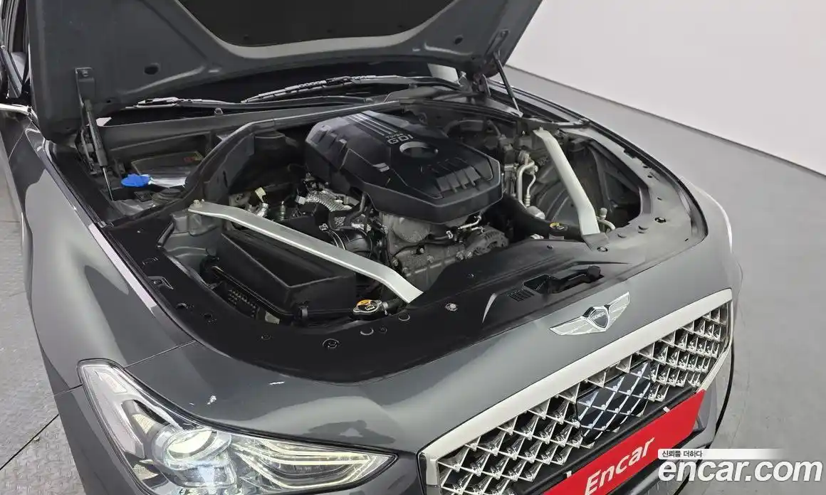 Genesis G70 2018 2.0 Автомат в Москве № 81402, фото 18