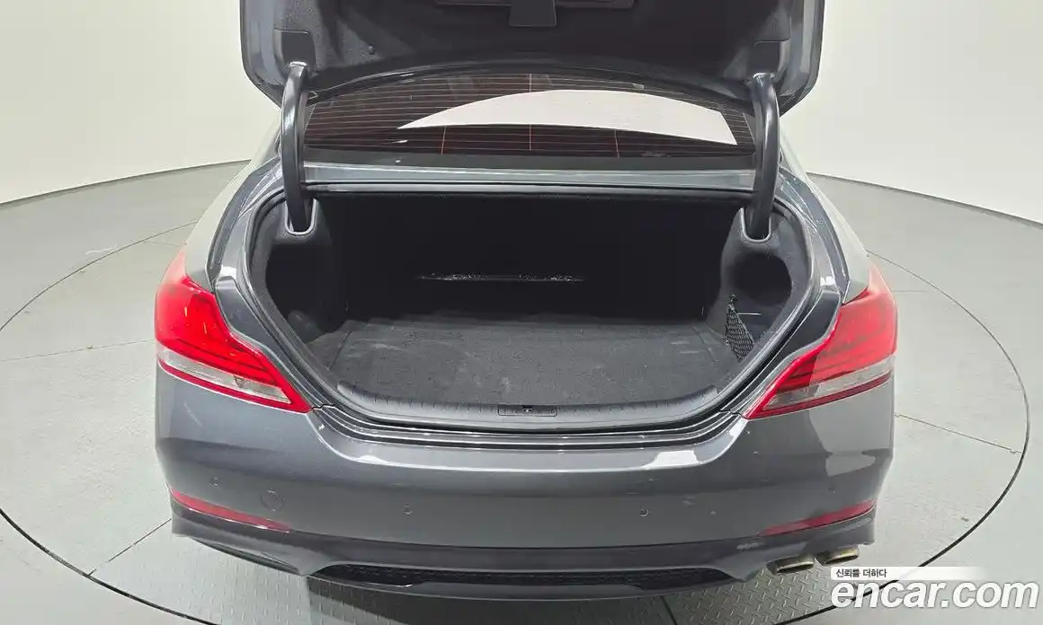 Genesis G70 2018 2.0 Автомат в Москве № 81402, фото 3