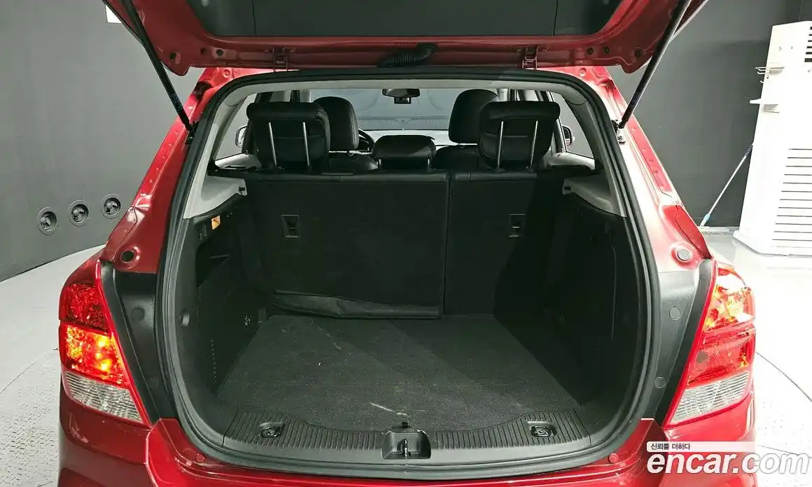 Chevrolet Trax 2018 1.4 Автомат в Москве № 85099, фото 10