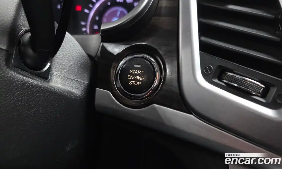 SsangYong Korando 2014 2.0 Автомат в Москве № 98380, фото 8