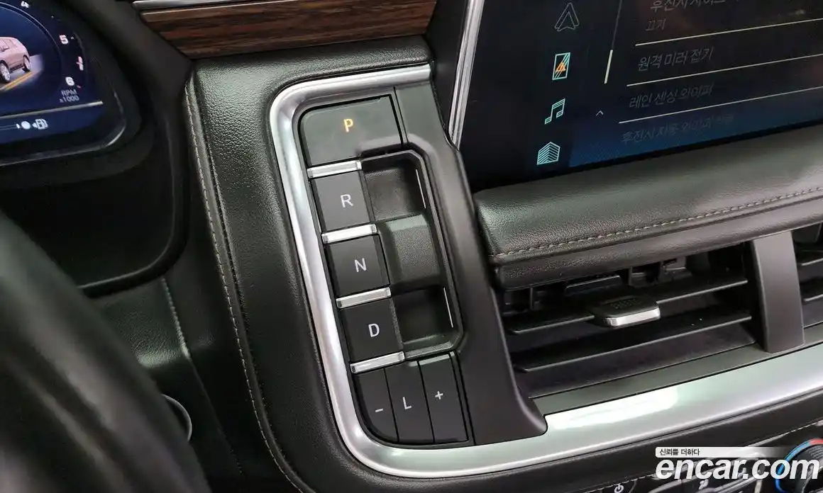 Chevrolet Tahoe 2022 6.2 Автомат в Москве № 99830, фото 1