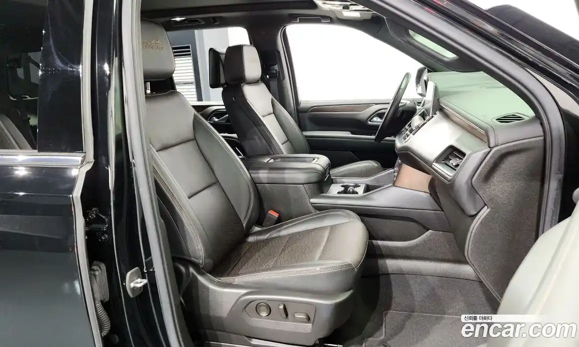 Chevrolet Tahoe 2022 6.2 Автомат в Москве № 99830, фото 15