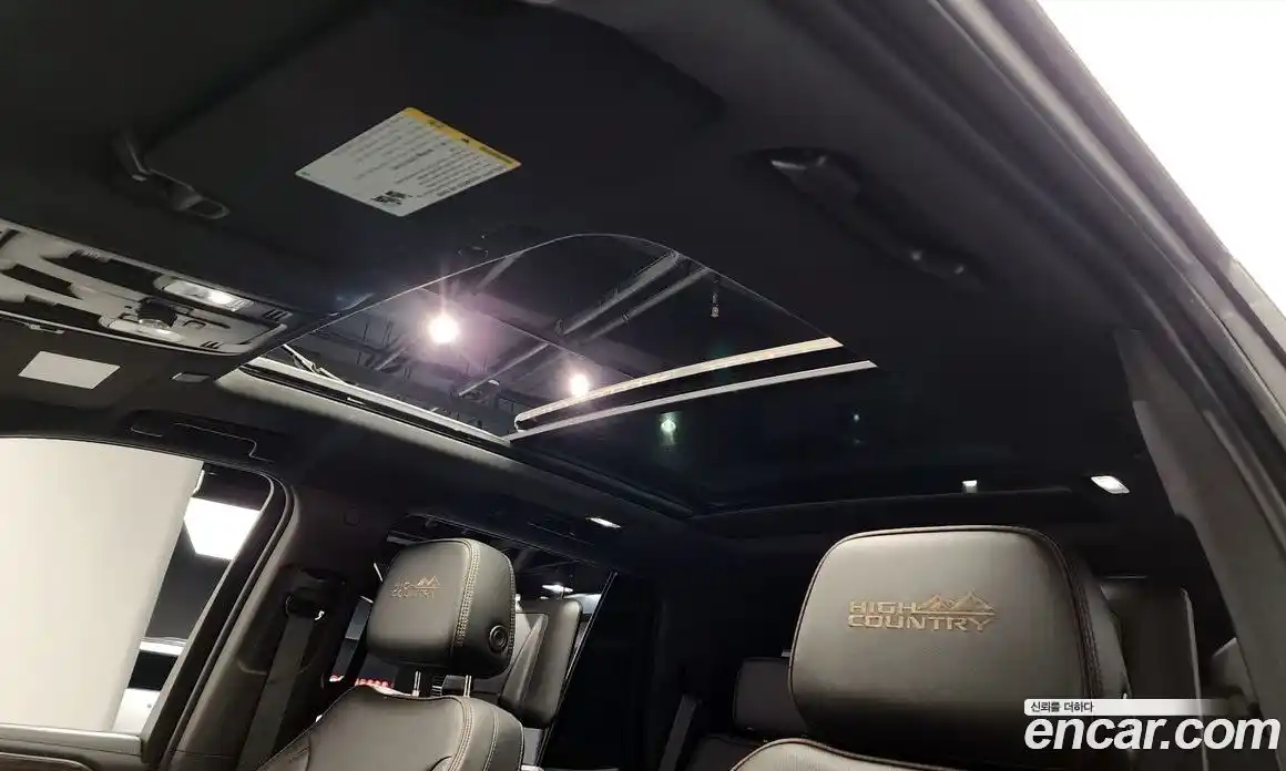 Chevrolet Tahoe 2022 6.2 Автомат в Москве № 99830, фото 10