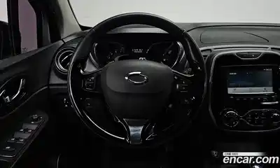 Renault QM3 2015 1.5 Автомат в Москве № 107361, миниатюра 11