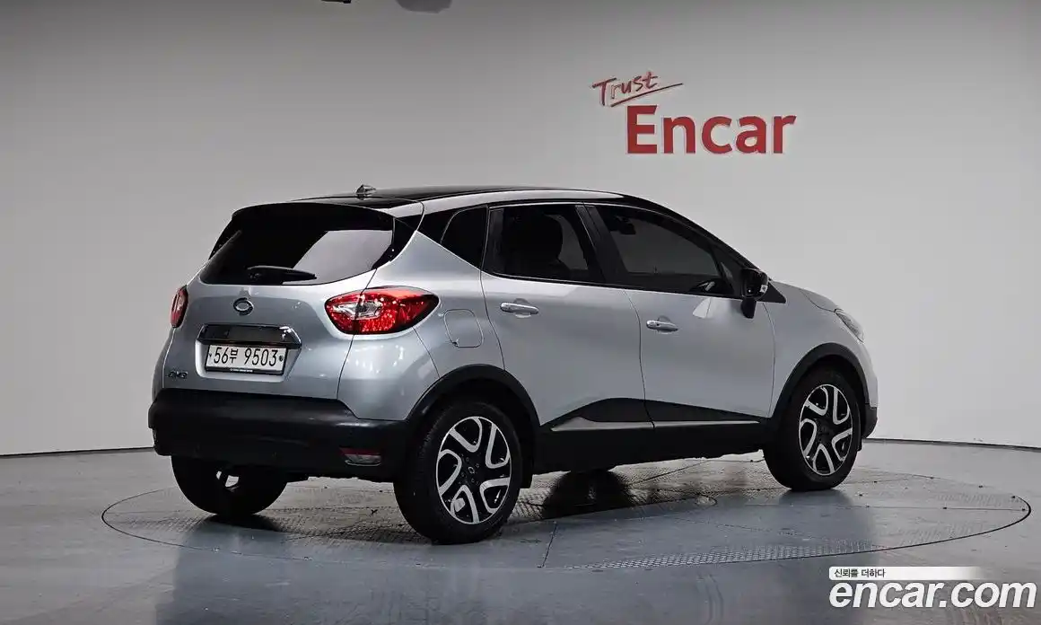 Renault QM3 2015 1.5 Автомат в Москве № 107361, фото 9