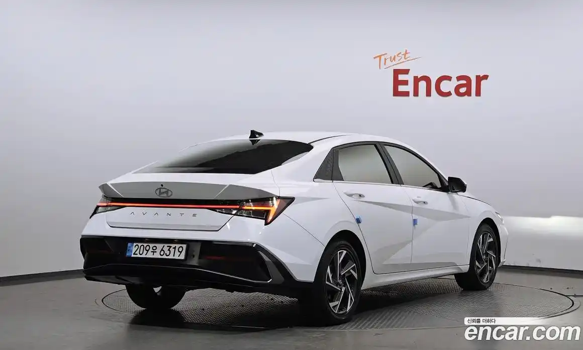 Hyundai Avante 2024 1.6 Автомат в Москве № 107834, фото 12