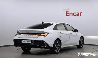 Hyundai Avante 2024 1.6 Автомат в Москве № 107834, миниатюра 12