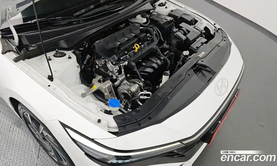 Hyundai Avante 2024 1.6 Автомат в Москве № 107834, фото 14