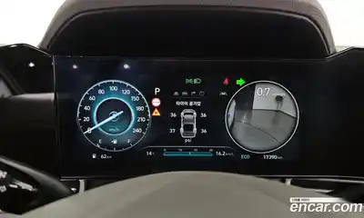 Hyundai Avante 2024 1.6 Автомат в Москве № 107834, миниатюра 8