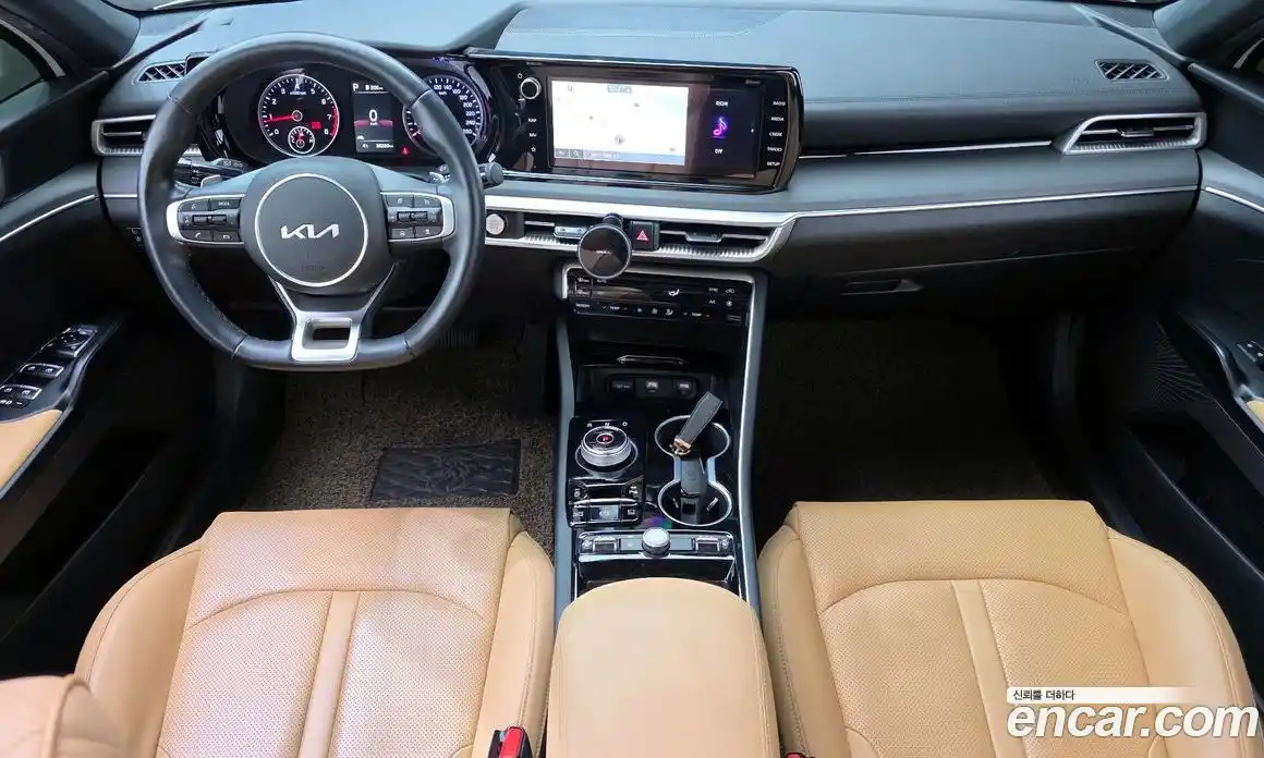 Kia K5 2022 1.6 Автомат в Москве № 108074, фото 17