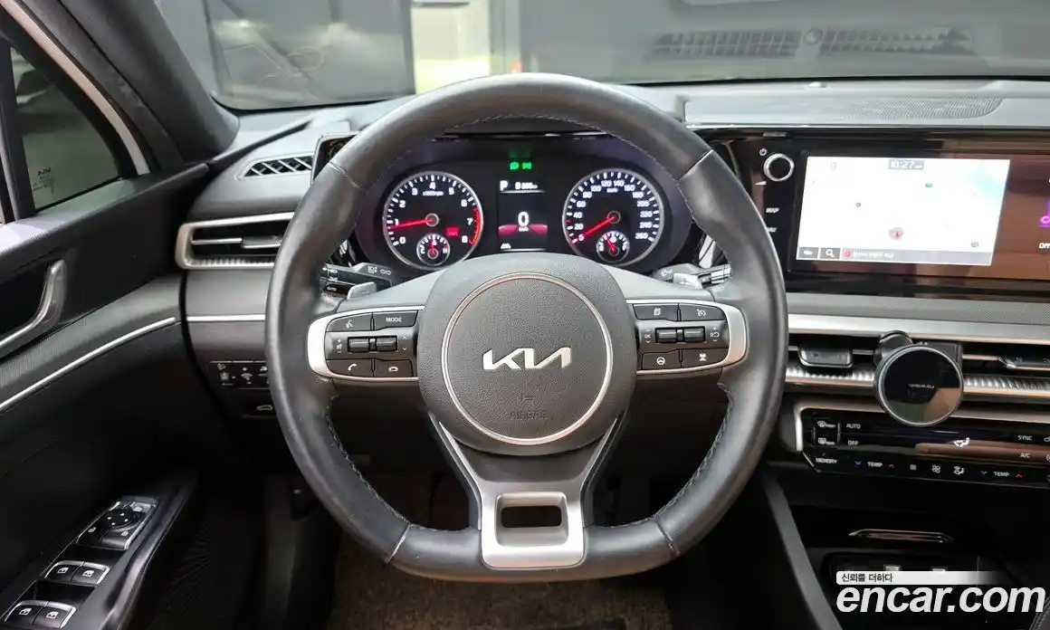 Kia K5 2022 1.6 Автомат в Москве № 108074, фото 10