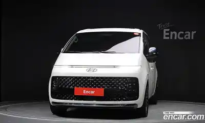 Hyundai Staria, 2025