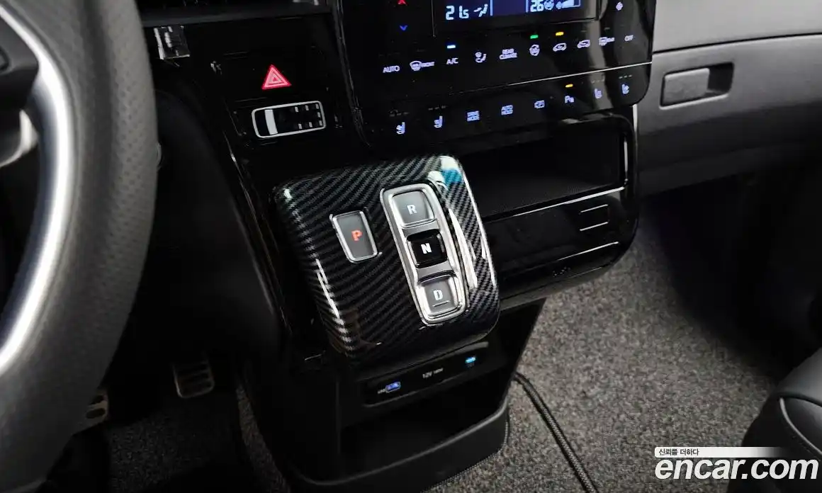 Hyundai Staria 2025 3.5 Автомат в Москве № 109201, фото 14