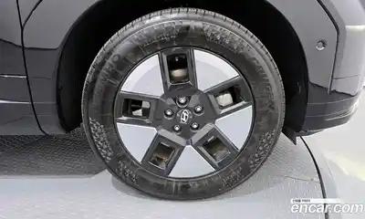 Hyundai Santa Fe 2024 1.6 Автомат в Москве № 109489, миниатюра 9