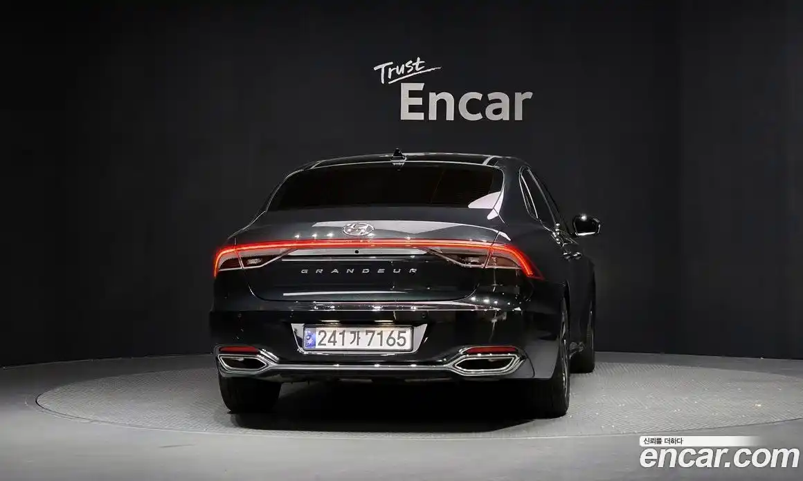 Hyundai Grandeur 2022 2.4 Автомат в Москве № 112182, фото 18