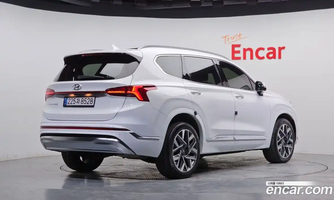 Hyundai Santa Fe 2021 2.2 Автомат в Москве № 113288, фото 17