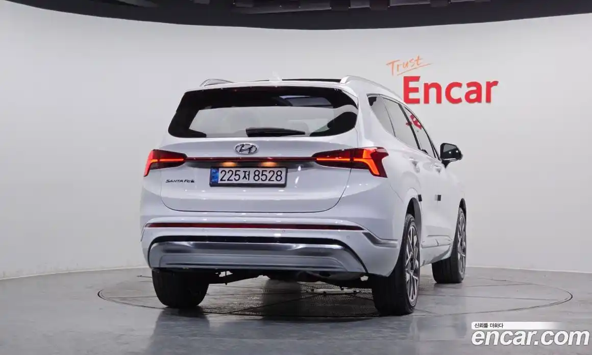 Hyundai Santa Fe 2021 2.2 Автомат в Москве № 113288, фото 19