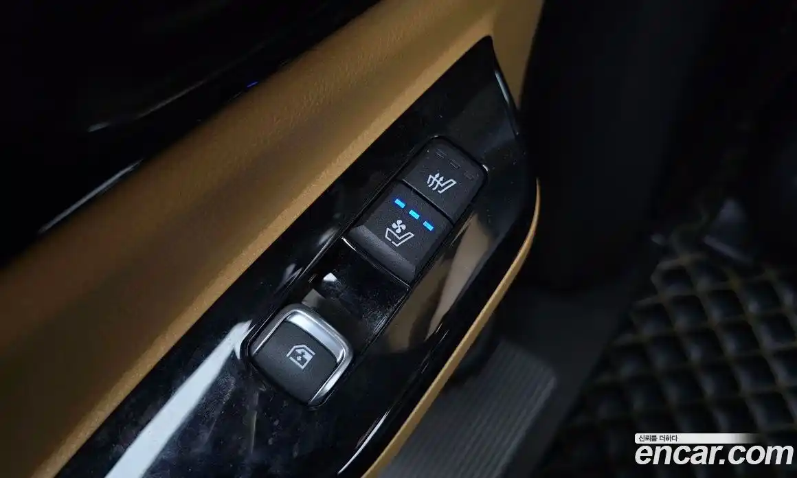 Kia Canival 2021 2.2 Автомат в Москве № 11565, фото 18