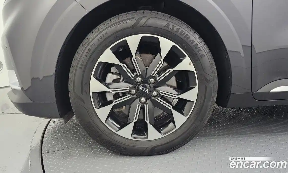 Kia Canival 2021 2.2 Автомат в Москве № 11565, фото 5