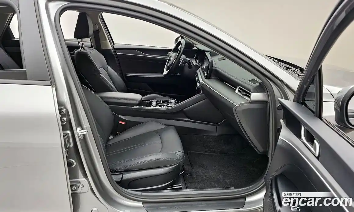 Kia K5 2020 2.0 Автомат в Москве № 120677, фото 12