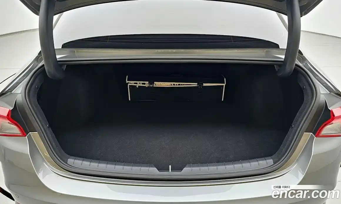 Kia K5 2020 2.0 Автомат в Москве № 120677, фото 14