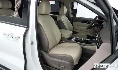 Kia Canival 2025 1.6 Автомат в Москве № 121113, миниатюра 8