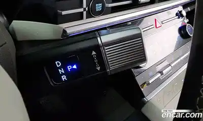 Hyundai Santa Fe 2024 1.6 Автомат в Москве № 123297, миниатюра 5