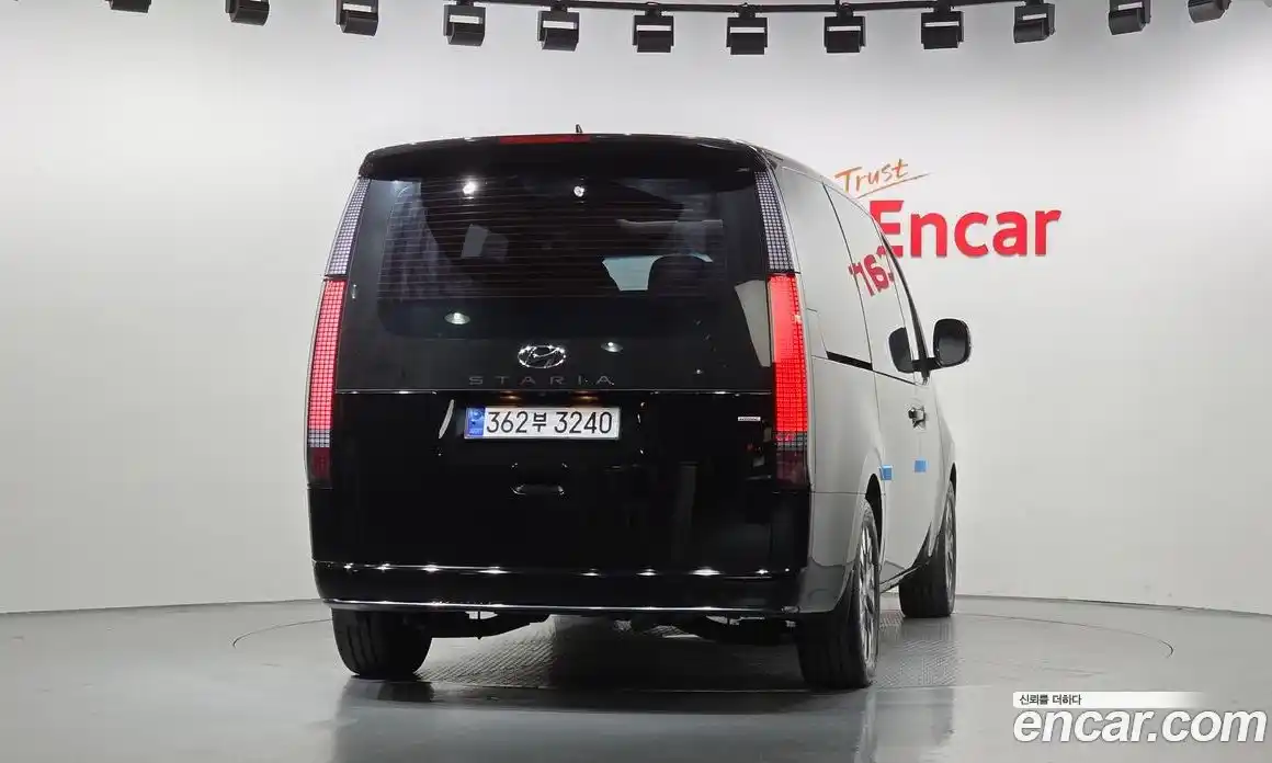 Hyundai Staria 2023 2.2 Автомат в Москве № 126548, фото 5