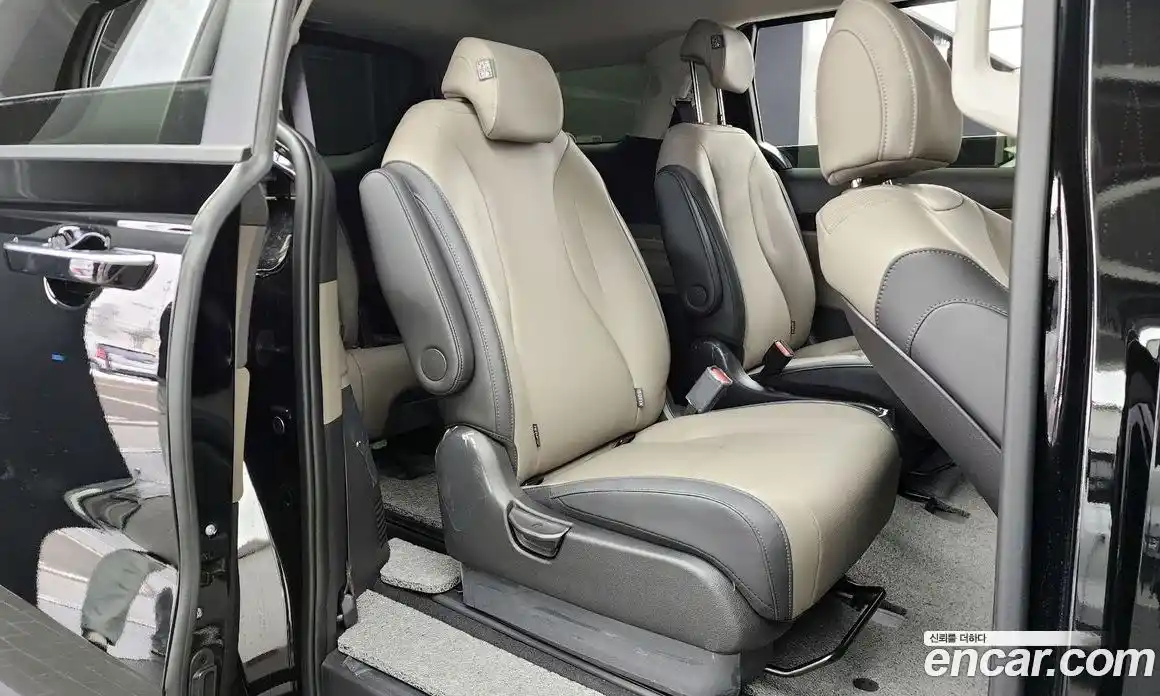 Kia Canival 2026 3.5 Автомат в Москве № 127698, фото 17