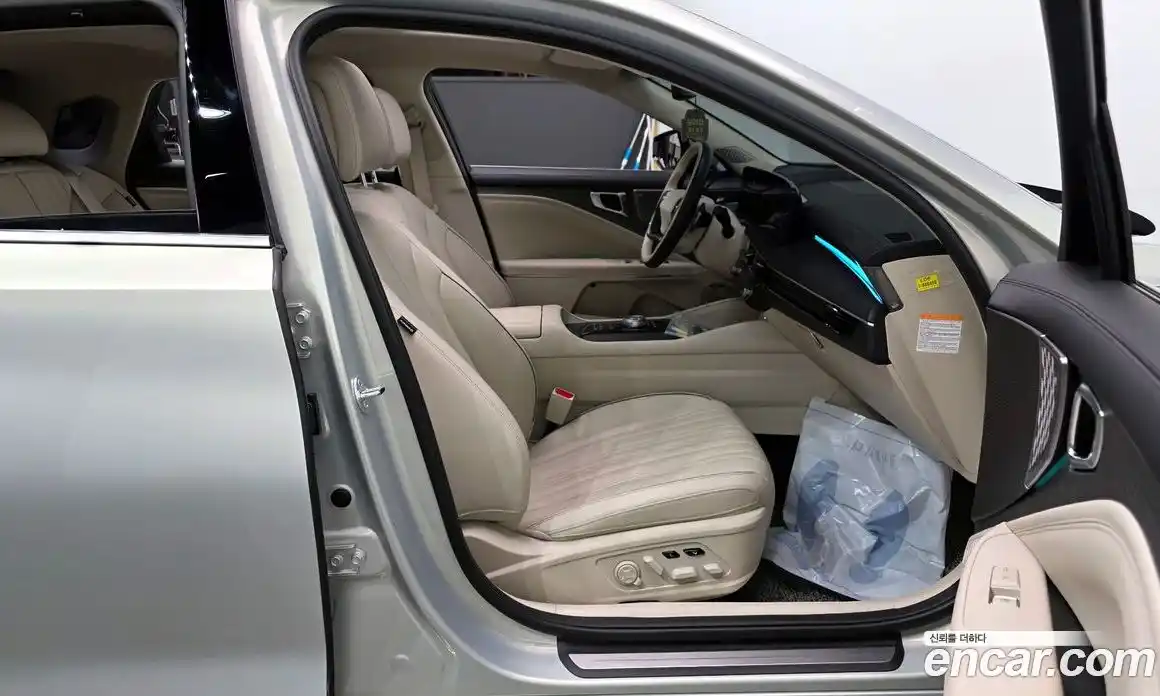 Kia K8 2025 1.6 Автомат в Москве № 131386, фото 1